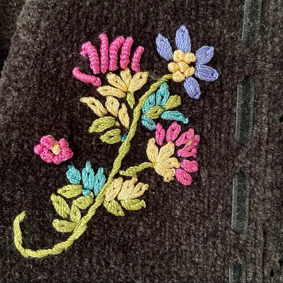 Northern Traditions Floral Knit Black Sweater Vest XL - Picture 8 of 12